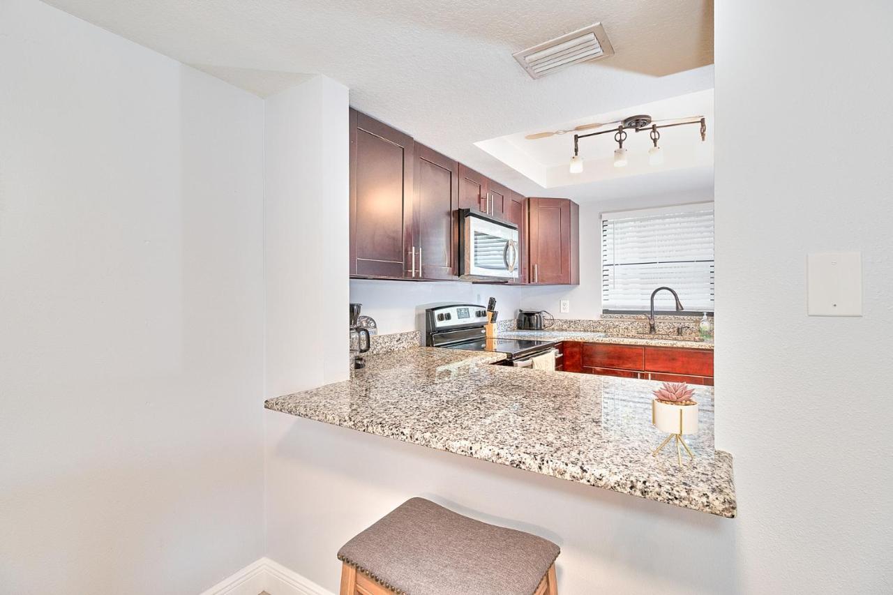 South Tampa Retreat Fenced Yard, Top Location! Exteriör bild